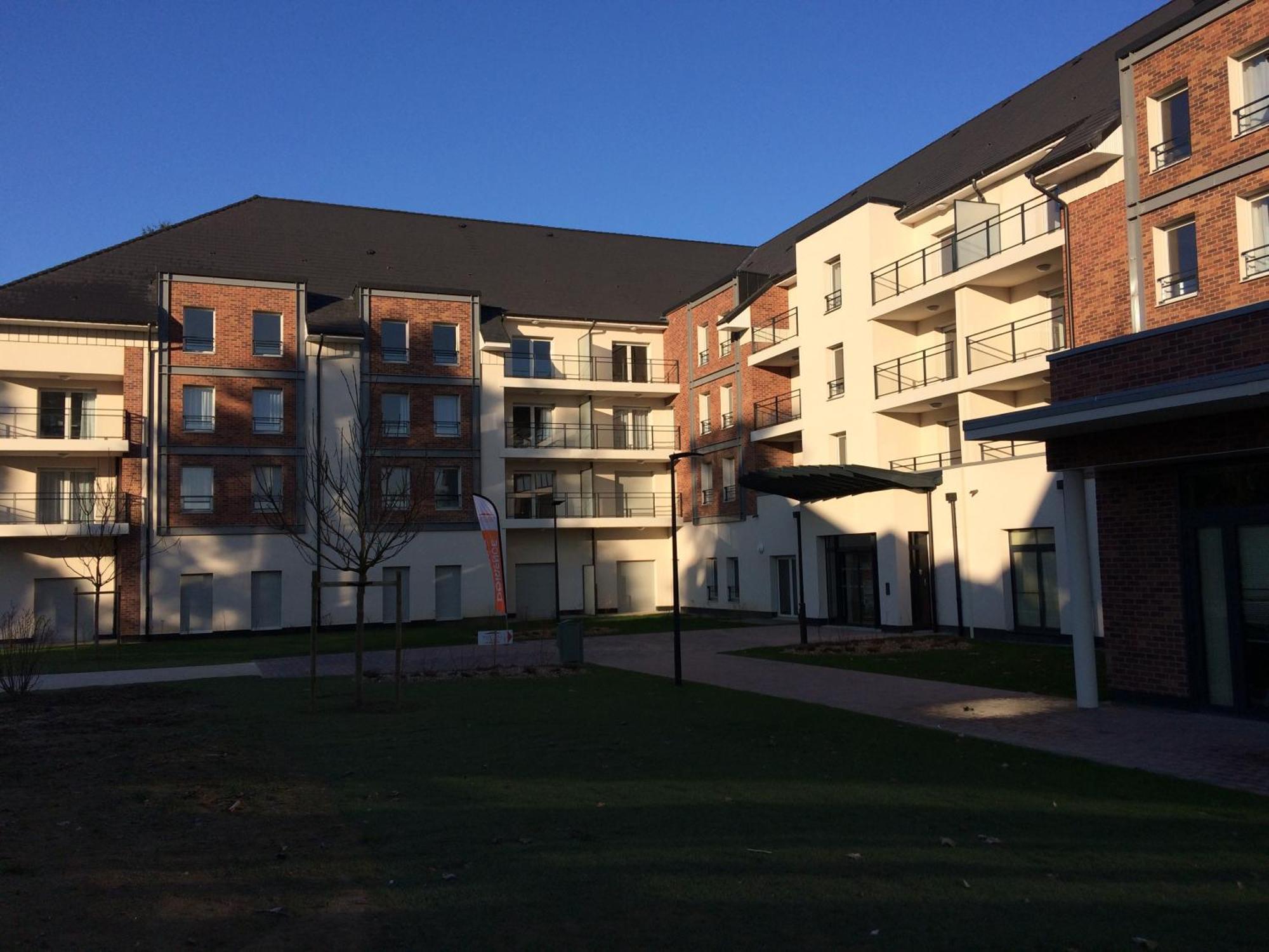 Aparthotel Domitys - Le Carillon D'Or Maubeuge Zewnętrze zdjęcie